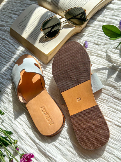 White - Fit Feet Sandal 02