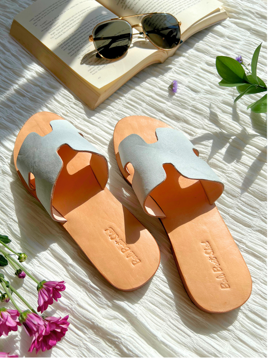 White - Fit Feet Sandal 02